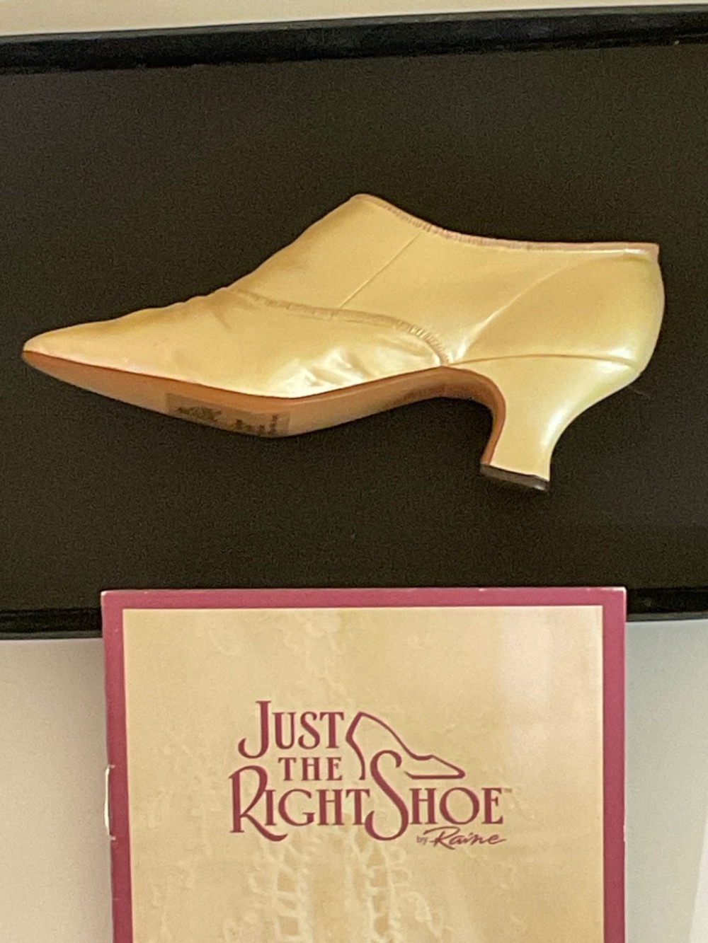 Just the Right Shoe Sculpture “Sweet Elegance” Biltmore Estate Collection W/COA - Picture 5 of 11